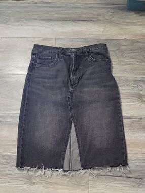 Joe's Jeans Black Denim Skirt Size 27